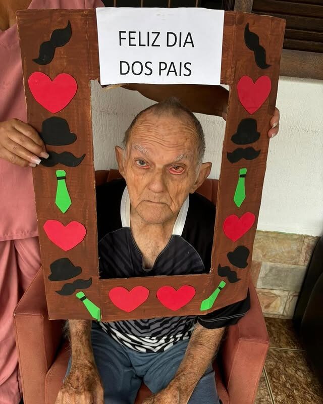 Moradora no jardim